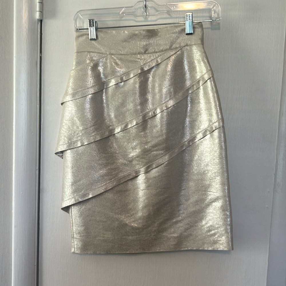 Never been worn, Fendi, metallic gold pencil skirt!